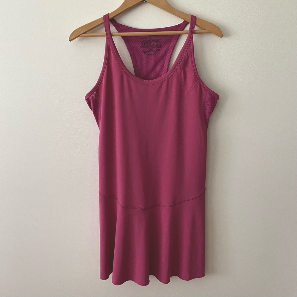 Patagonia All Weather Dress in dark pink size medium tennis versatile dress